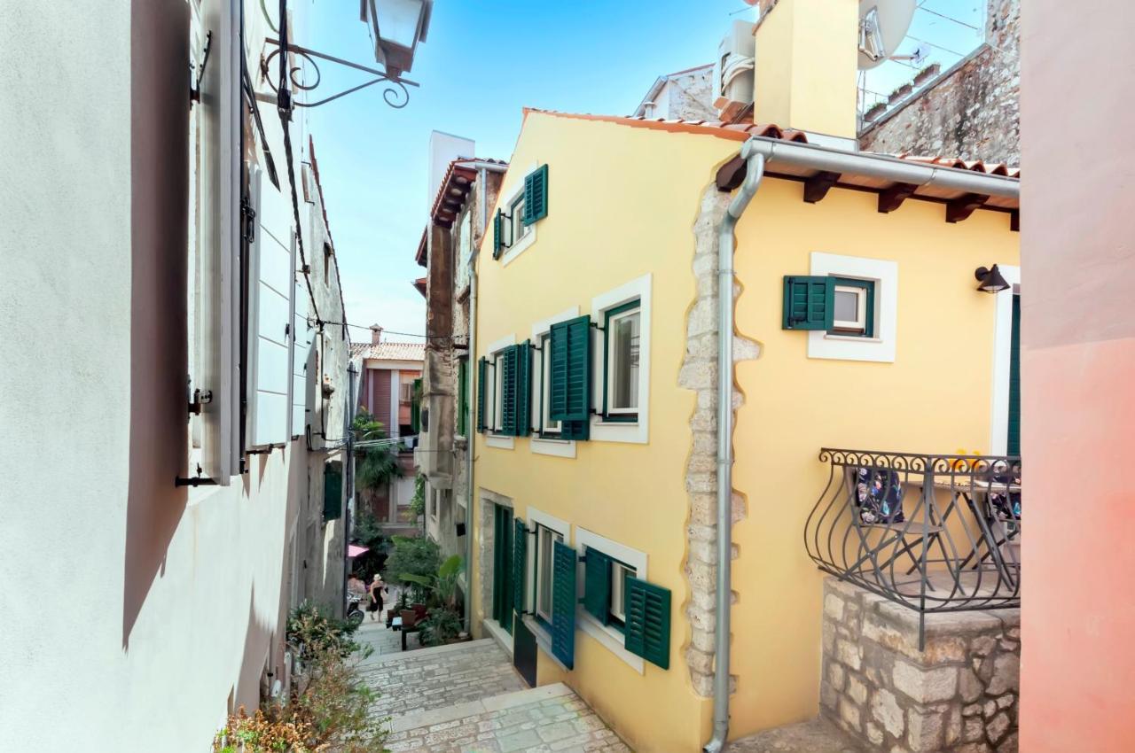 Yellow House Rovinj Bagian luar foto
