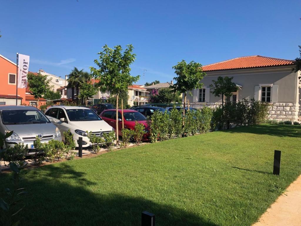 Yellow House Rovinj Bagian luar foto